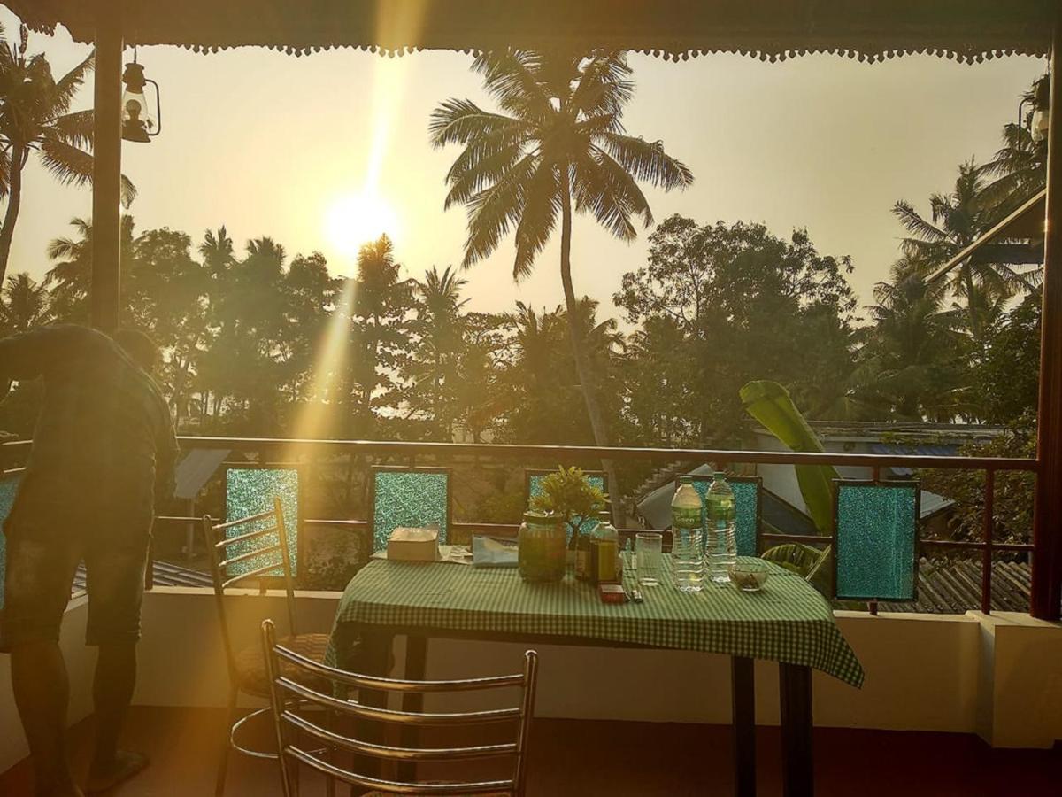 Loveshore Marari Mararikulam Luaran gambar