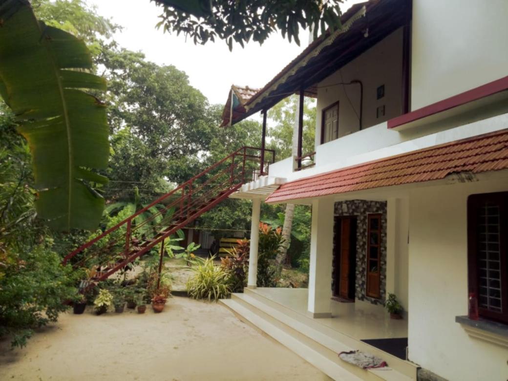 Loveshore Marari Mararikulam Luaran gambar